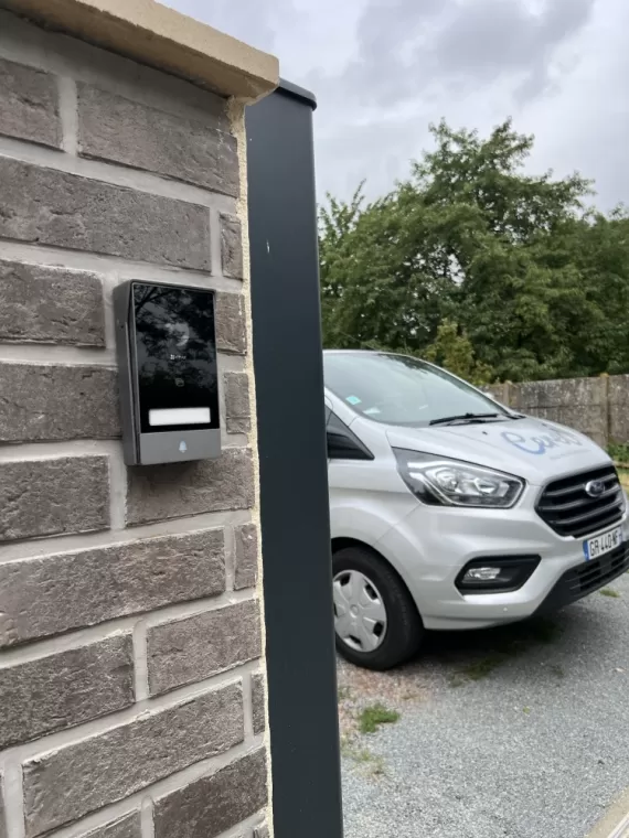 Installation d’un visiophone connecté à beauvais, Beauvais, Cerou